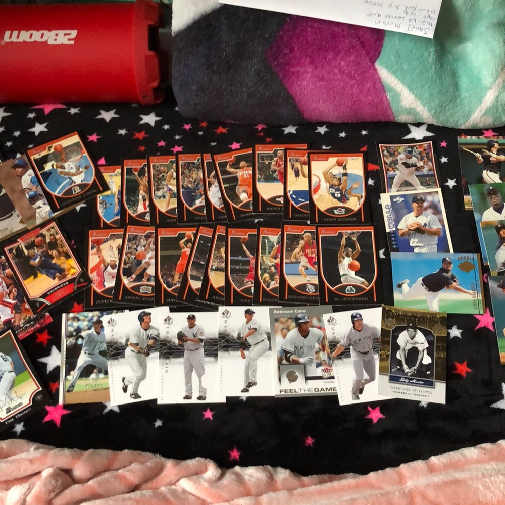 BASKETBALL 🏀 AND BASEBALL⚾️ CARD BUNDLE